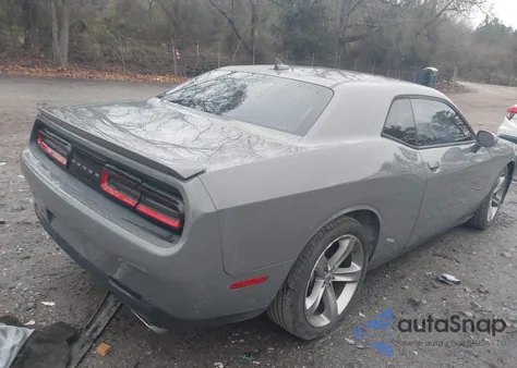 2017 Dodge Challenger R/T из США, поврежденный, VIN 2C3CDZBT8HH555531